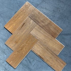 Circulaire vloer | Visgraat 14 x 42 | Behandeld met olie | 500m2 beschikbaar